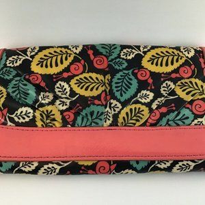 Vera Bradley Women’s Clutch Wallet Multi Colored Flower Leaf Pink Blue *EMP